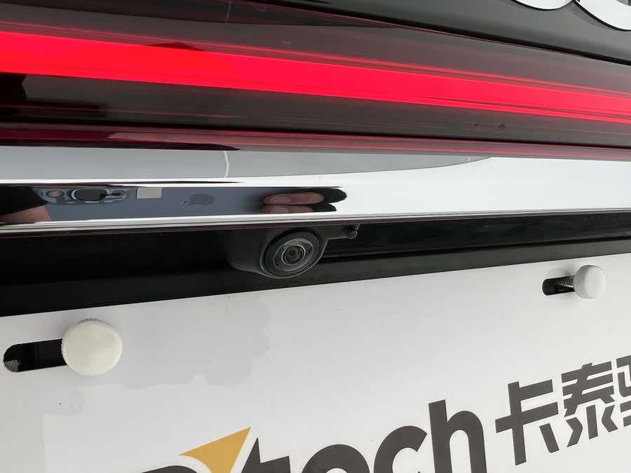 Discover undefined undefined Exterior Interior Images.Find all aspects and details of cars.