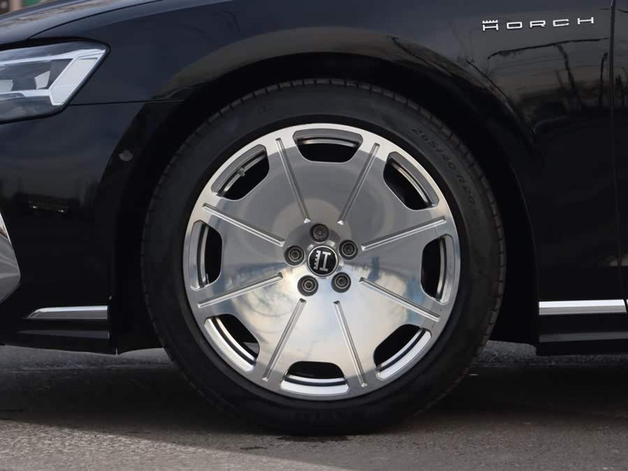 Discover undefined undefined Exterior Interior Images.Find all aspects and details of cars.