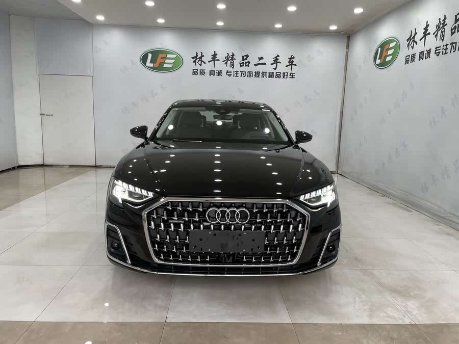 Discover undefined undefined Exterior Interior Images.Find all aspects and details of cars.