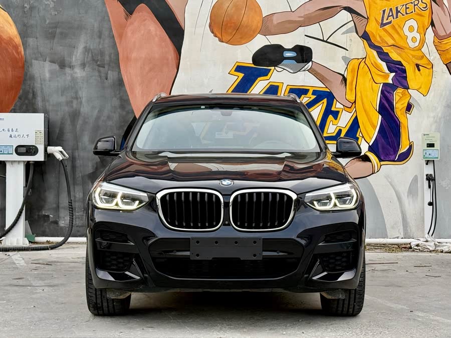 Discover undefined undefined Exterior Interior Images.Find all aspects and details of cars.