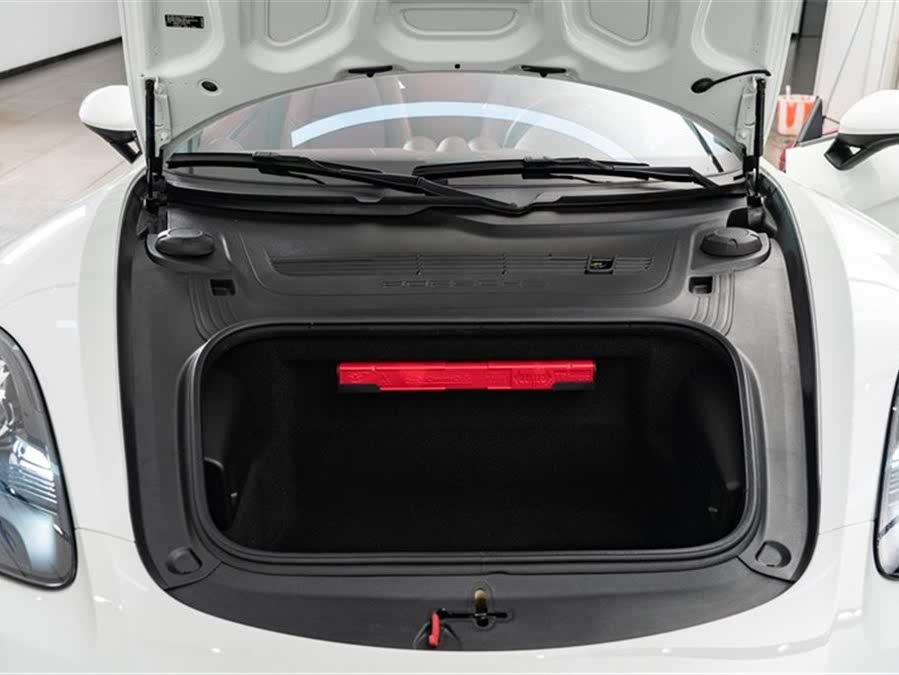 Discover undefined undefined Exterior Interior Images.Find all aspects and details of cars.