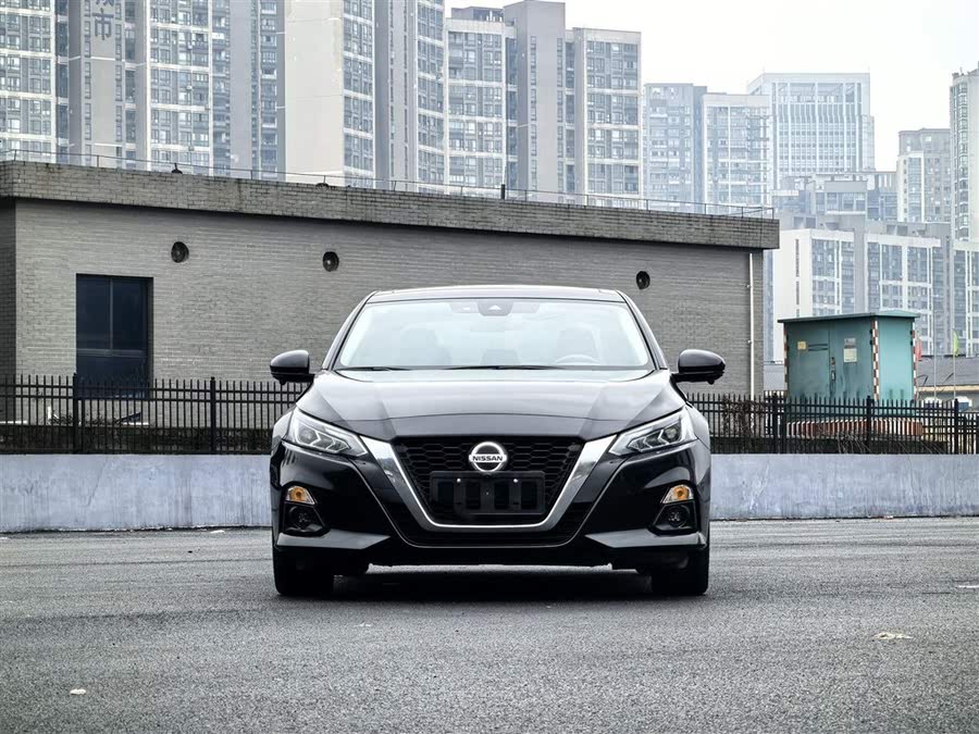 Discover undefined undefined Exterior Interior Images.Find all aspects and details of cars.