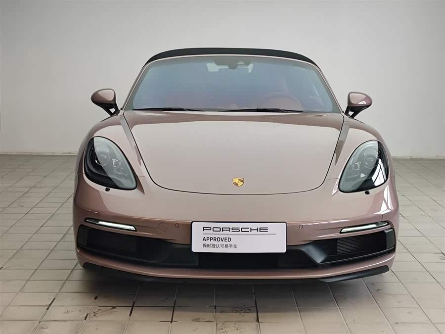 Discover undefined undefined Exterior Interior Images.Find all aspects and details of cars.