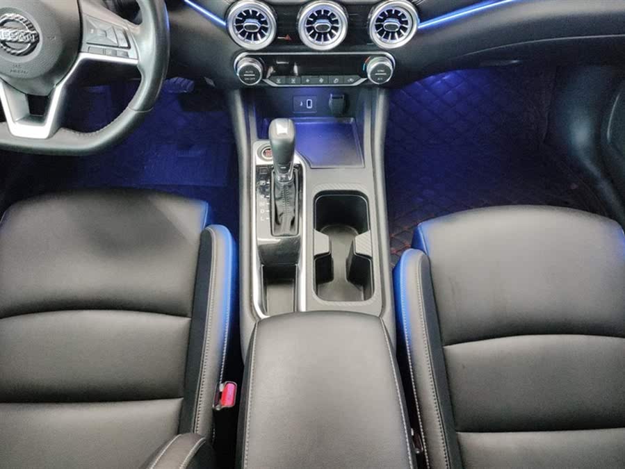 Discover undefined undefined Exterior Interior Images.Find all aspects and details of cars.