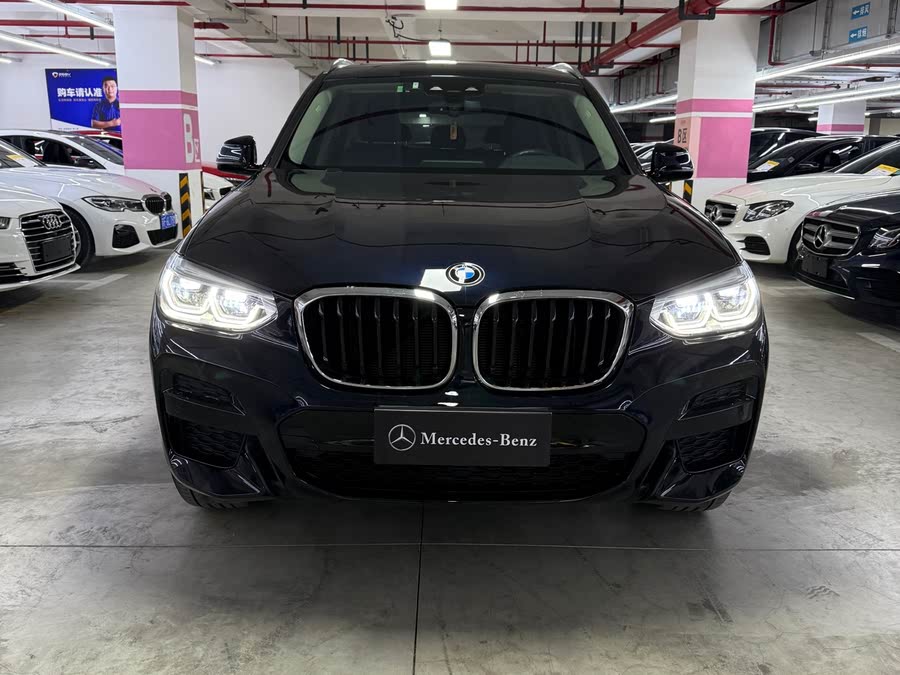 Discover undefined undefined Exterior Interior Images.Find all aspects and details of cars.