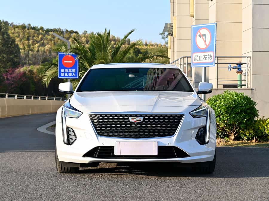 Discover undefined undefined Exterior Interior Images.Find all aspects and details of cars.