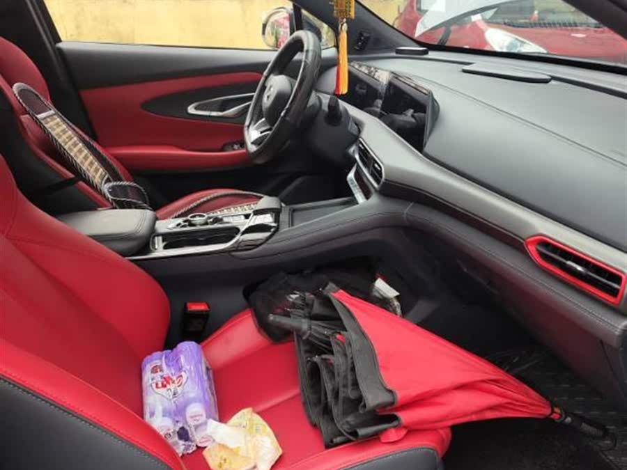 Discover undefined undefined Exterior Interior Images.Find all aspects and details of cars.
