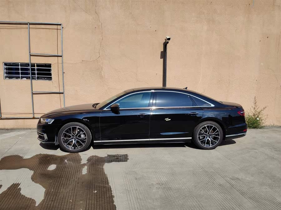 Discover undefined undefined Exterior Interior Images.Find all aspects and details of cars.