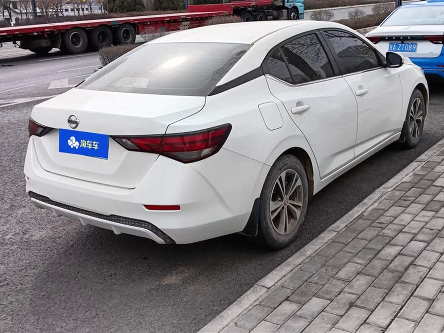 Discover undefined undefined Exterior Interior Images.Find all aspects and details of cars.