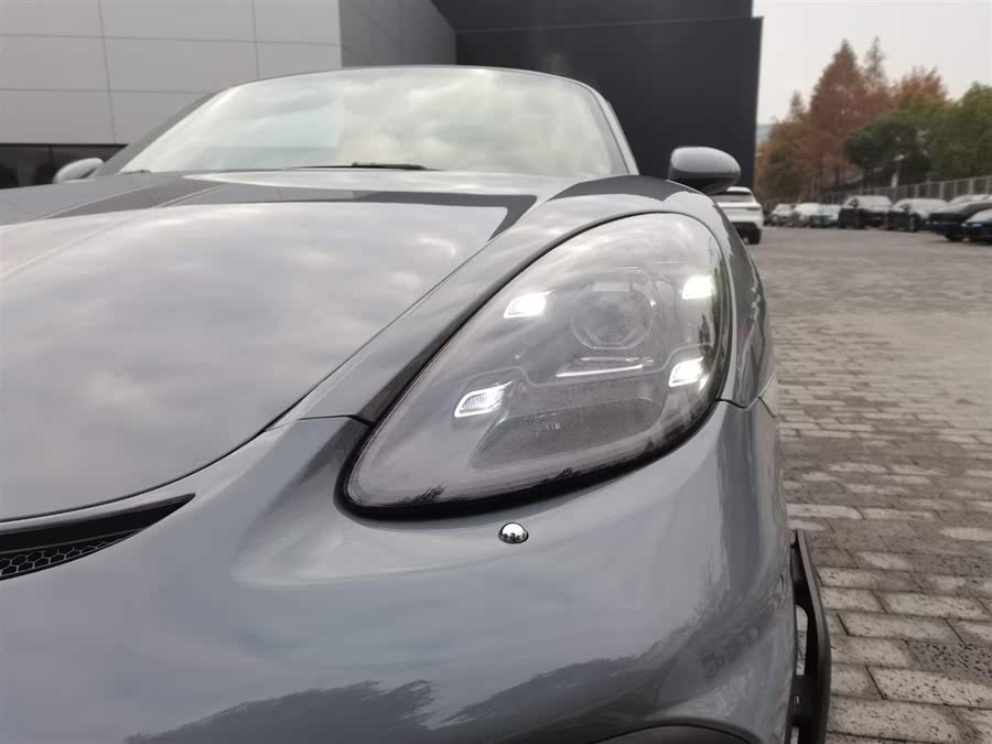 Discover undefined undefined Exterior Interior Images.Find all aspects and details of cars.