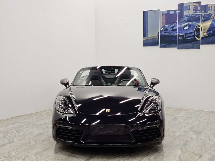 Discover undefined undefined Exterior Interior Images.Find all aspects and details of cars.