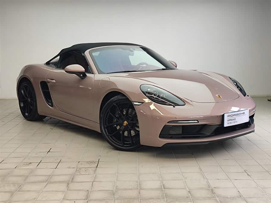 Discover undefined undefined Exterior Interior Images.Find all aspects and details of cars.