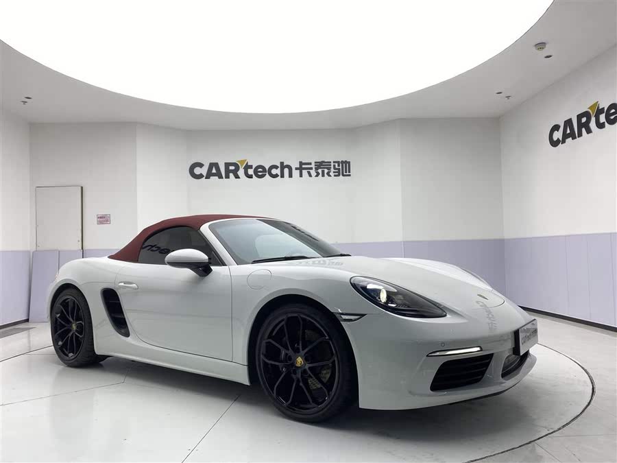 Discover undefined undefined Exterior Interior Images.Find all aspects and details of cars.