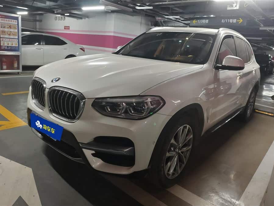 Discover undefined undefined Exterior Interior Images.Find all aspects and details of cars.