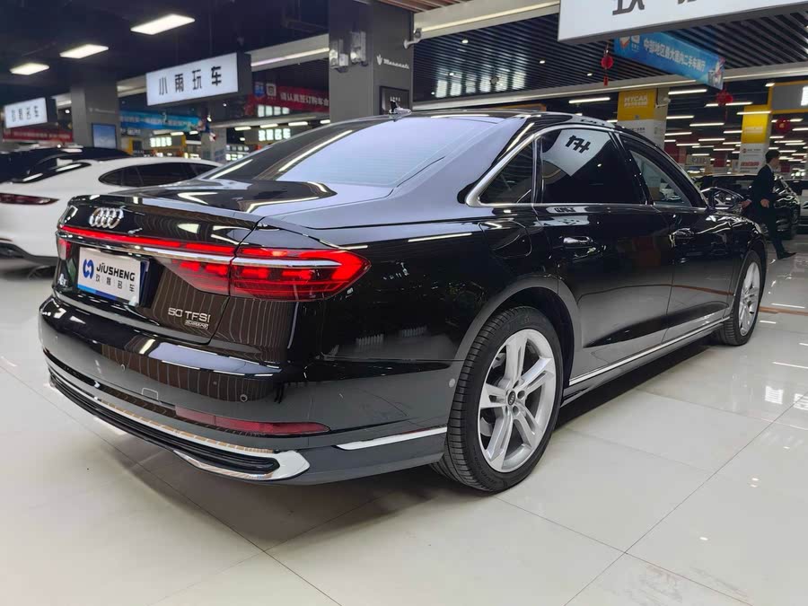 Discover undefined undefined Exterior Interior Images.Find all aspects and details of cars.