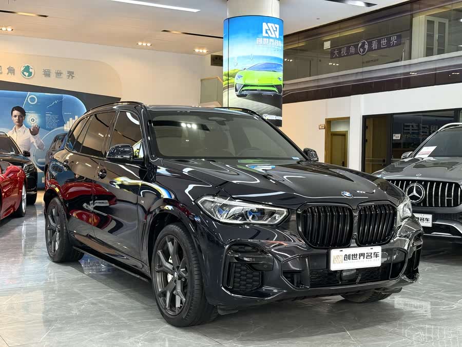 Discover undefined undefined Exterior Interior Images.Find all aspects and details of cars.