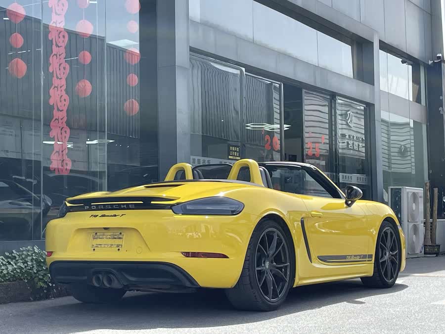 Discover undefined undefined Exterior Interior Images.Find all aspects and details of cars.