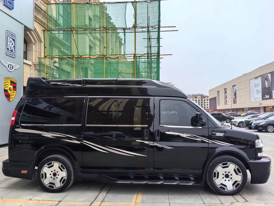 Discover undefined undefined Exterior Interior Images.Find all aspects and details of cars.