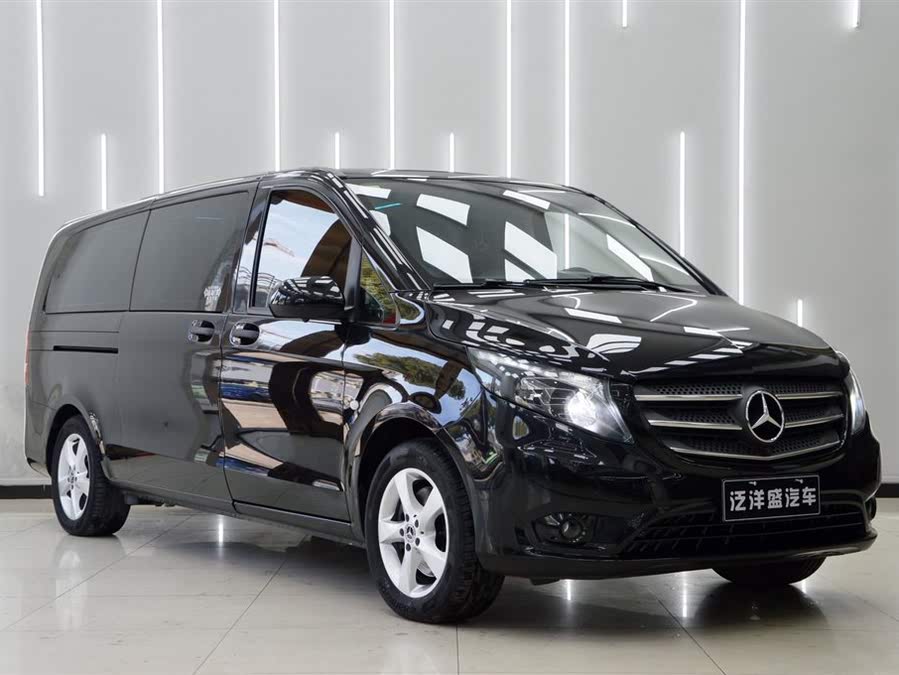 Discover undefined undefined Exterior Interior Images.Find all aspects and details of cars.