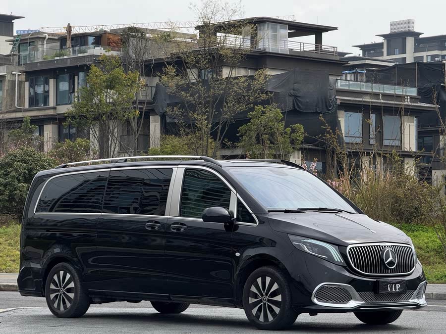 Discover undefined undefined Exterior Interior Images.Find all aspects and details of cars.
