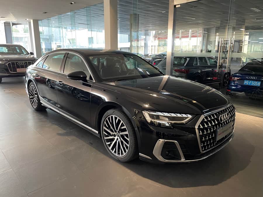 Audi A8 2024 A8L 55 TFSI quattro Flagship