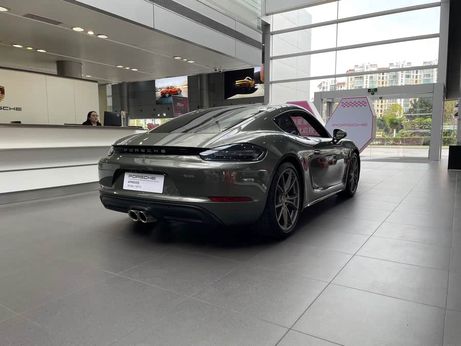Discover undefined undefined Exterior Interior Images.Find all aspects and details of cars.