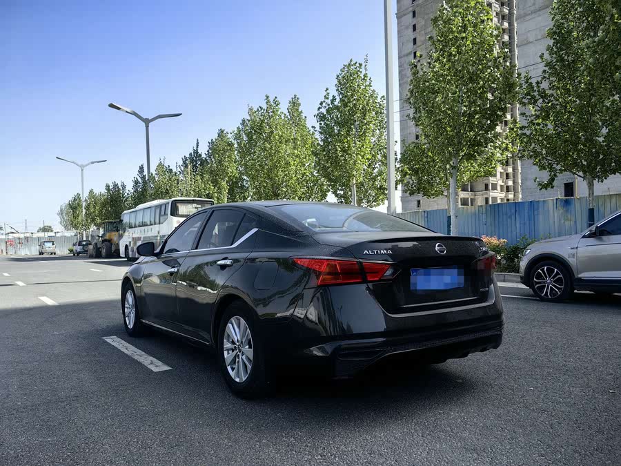 Discover undefined undefined Exterior Interior Images.Find all aspects and details of cars.
