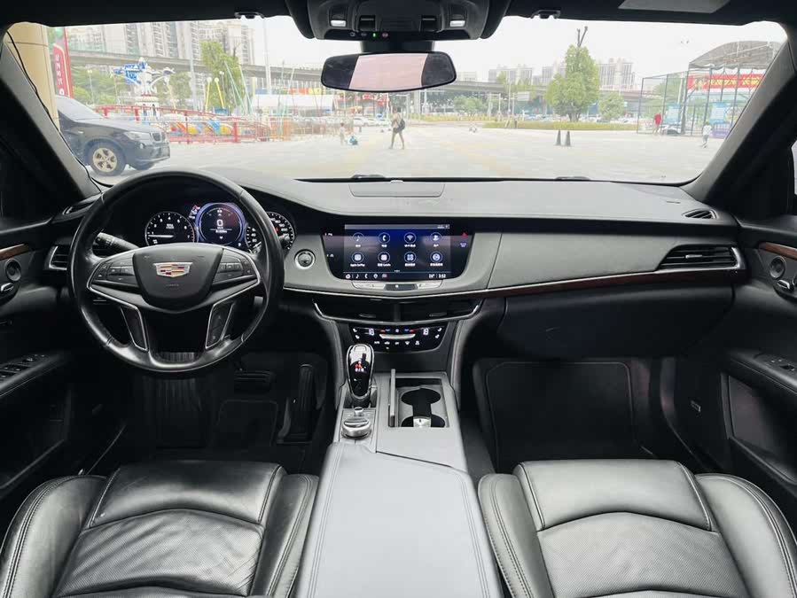 Discover undefined undefined Exterior Interior Images.Find all aspects and details of cars.