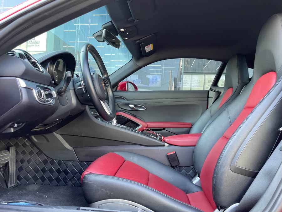 Discover undefined undefined Exterior Interior Images.Find all aspects and details of cars.