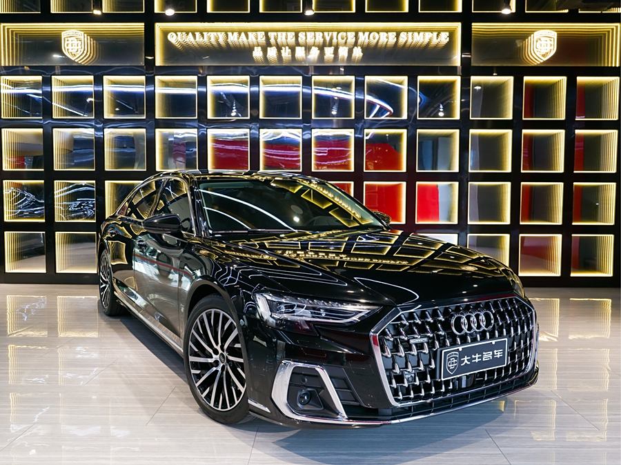 Discover undefined undefined Exterior Interior Images.Find all aspects and details of cars.
