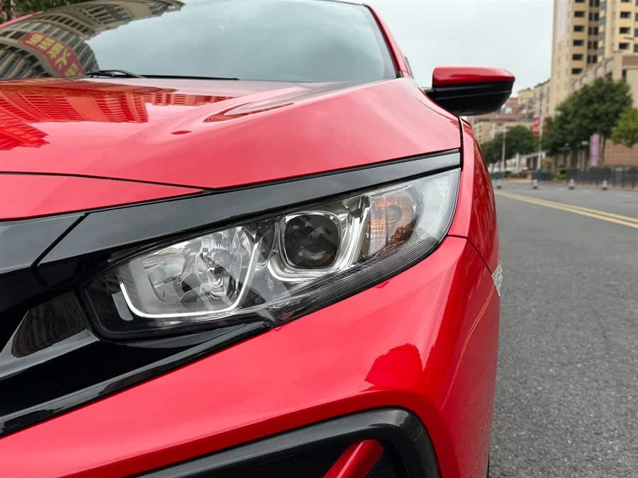 Discover undefined undefined Exterior Interior Images.Find all aspects and details of cars.