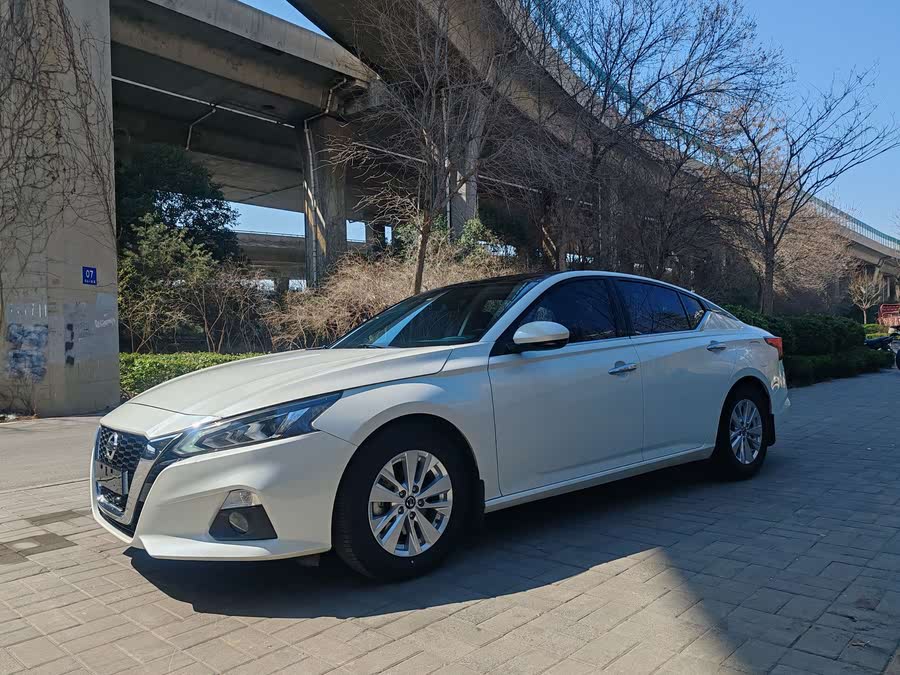 天籁 2020款 2.0L XL 舒适版