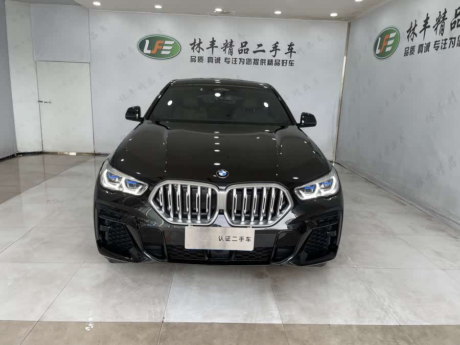 Discover undefined undefined Exterior Interior Images.Find all aspects and details of cars.