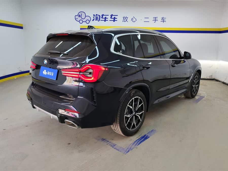 Discover undefined undefined Exterior Interior Images.Find all aspects and details of cars.