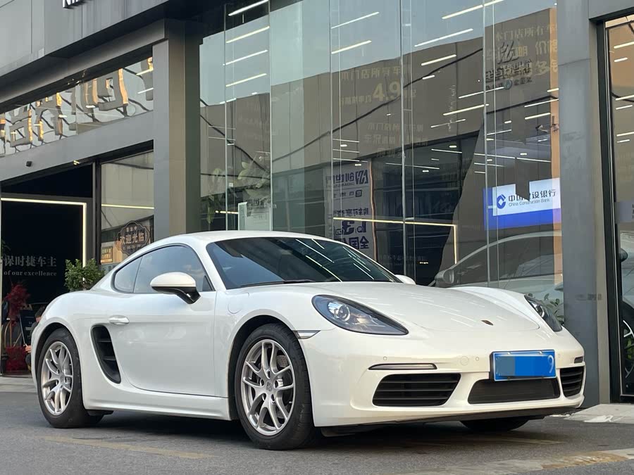 Discover undefined undefined Exterior Interior Images.Find all aspects and details of cars.