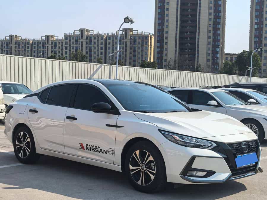 Discover undefined undefined Exterior Interior Images.Find all aspects and details of cars.