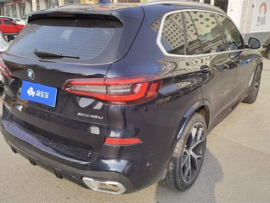 Discover undefined undefined Exterior Interior Images.Find all aspects and details of cars.