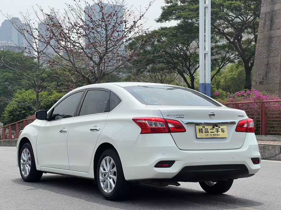 Discover undefined undefined Exterior Interior Images.Find all aspects and details of cars.
