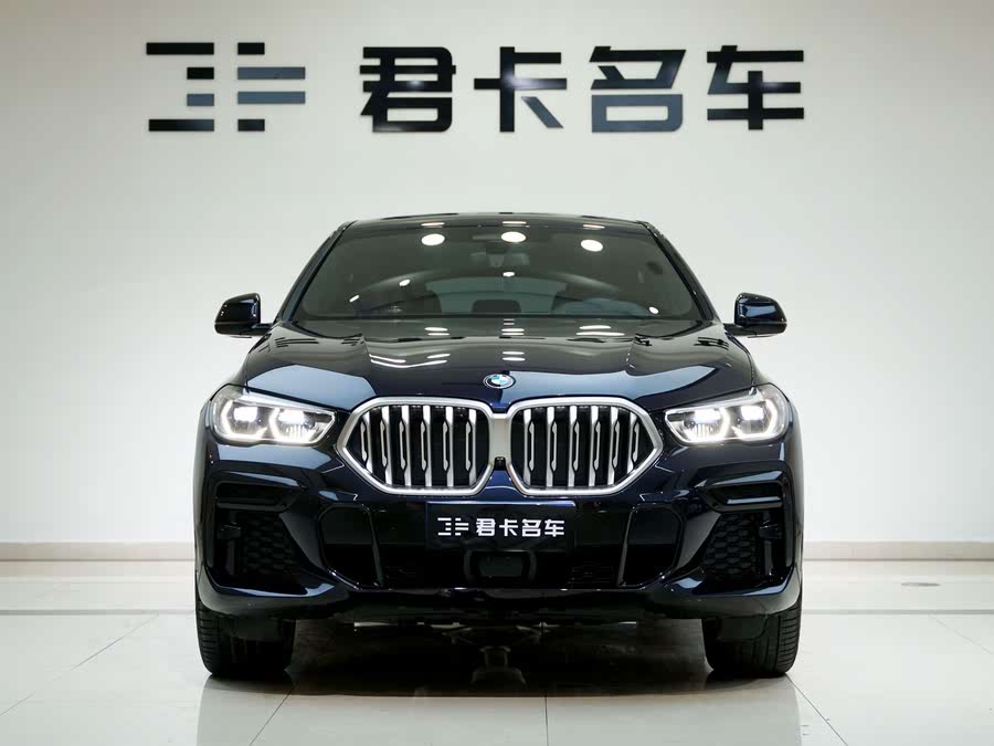 Discover undefined undefined Exterior Interior Images.Find all aspects and details of cars.