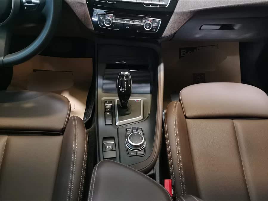 BMW X1 2022 sDrive25Li Leading Edition