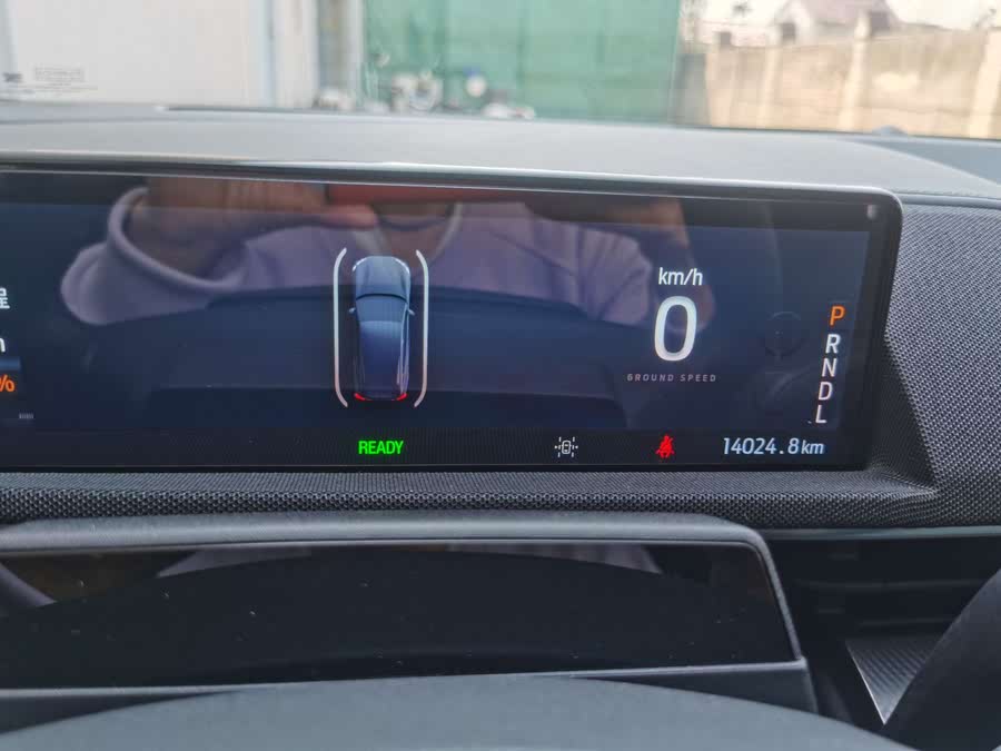 Discover undefined undefined Exterior Interior Images.Find all aspects and details of cars.
