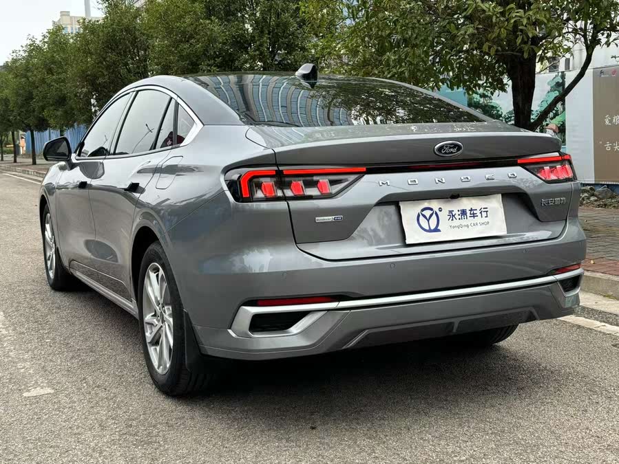 Discover undefined undefined Exterior Interior Images.Find all aspects and details of cars.