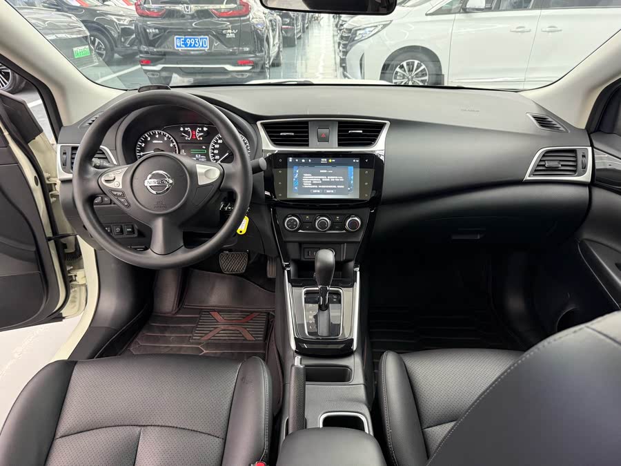 Discover undefined undefined Exterior Interior Images.Find all aspects and details of cars.