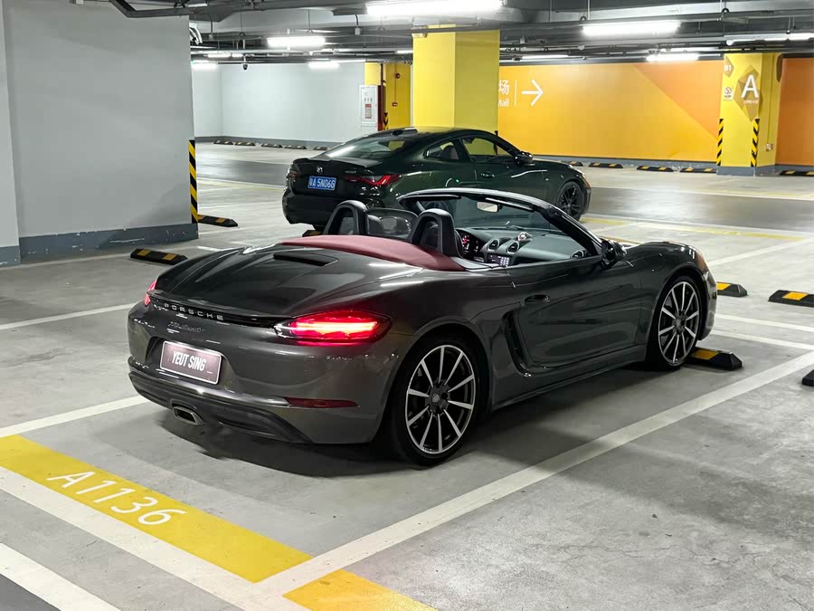 Discover undefined undefined Exterior Interior Images.Find all aspects and details of cars.