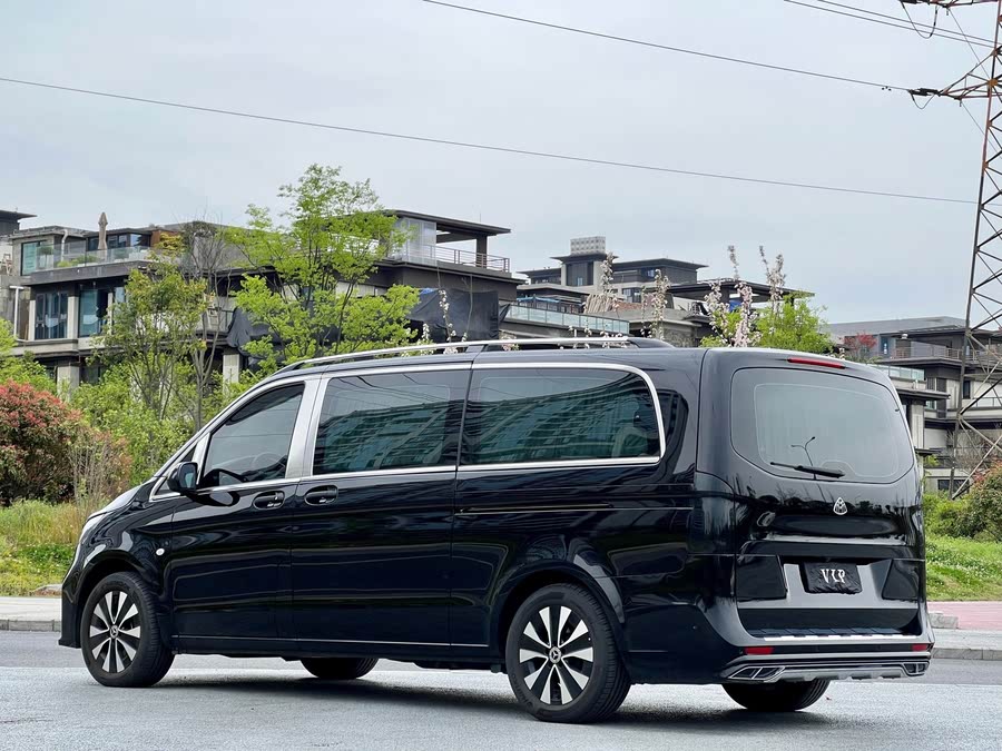Discover undefined undefined Exterior Interior Images.Find all aspects and details of cars.
