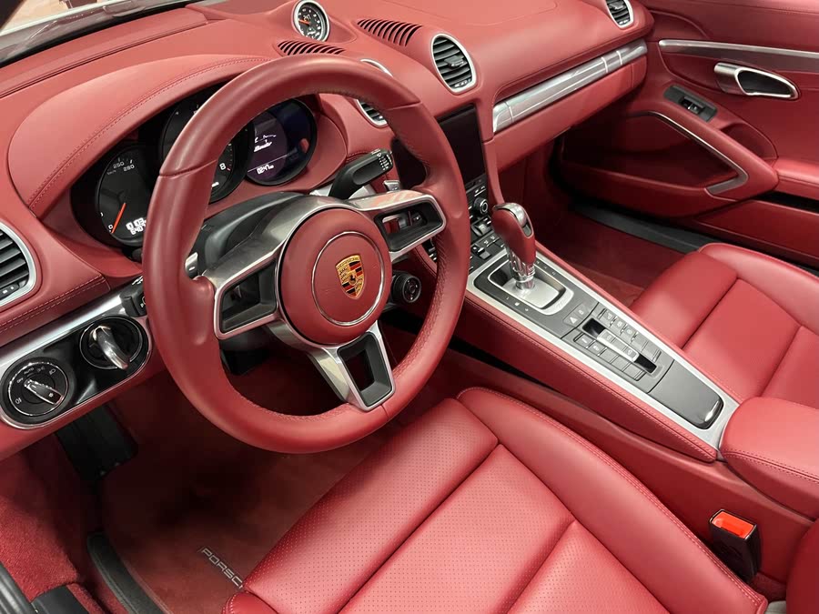 Discover undefined undefined Exterior Interior Images.Find all aspects and details of cars.