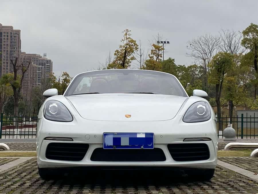 Discover undefined undefined Exterior Interior Images.Find all aspects and details of cars.