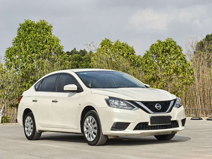 Discover undefined undefined Exterior Interior Images.Find all aspects and details of cars.