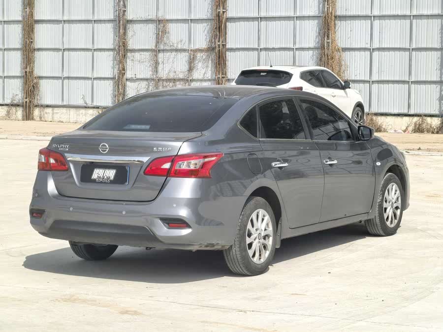 Discover undefined undefined Exterior Interior Images.Find all aspects and details of cars.