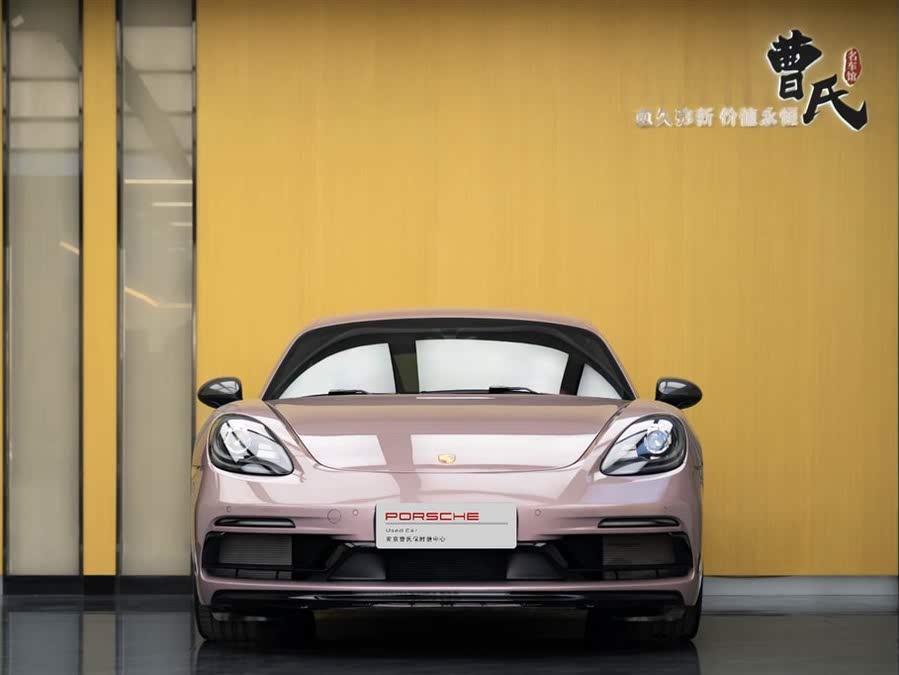 Discover undefined undefined Exterior Interior Images.Find all aspects and details of cars.